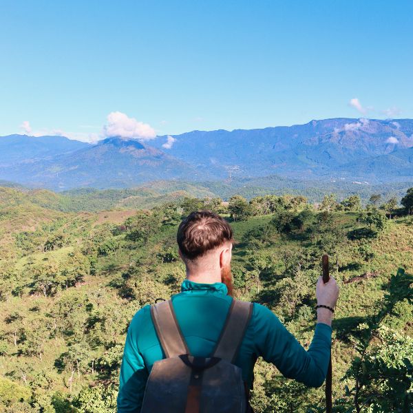 trekking at Ahaspokuna
